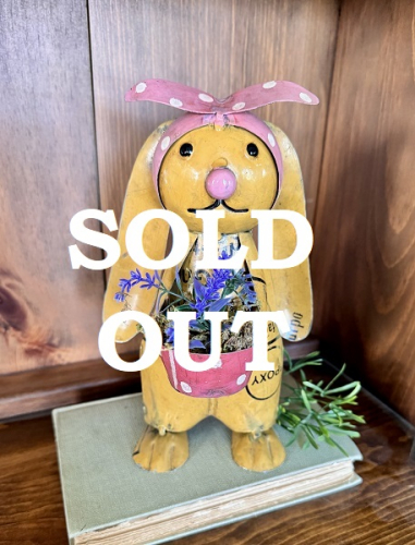 OLIVIA BUNNY W/BASKET *NEW*